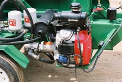 24 hp honda engeine, with 28 gallon per min. barnes hydraulic pump, Splitez hydraulic  log splitter34 tons of splitting force