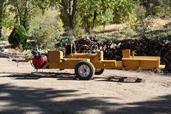 LOG SPLITTER WITH OIL COOLER 50 GALLON HYDRAULIC TANK 30 TON WOOD SPLITTER