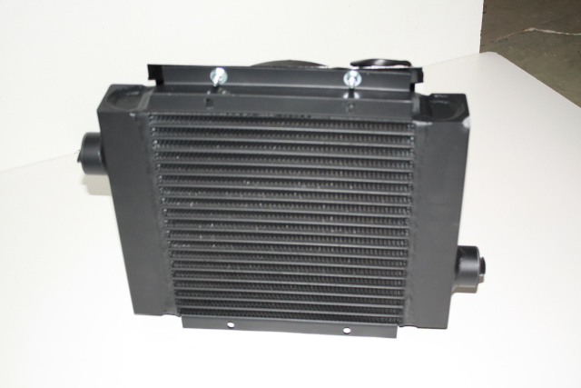 Splitez hydraulic oil cooler